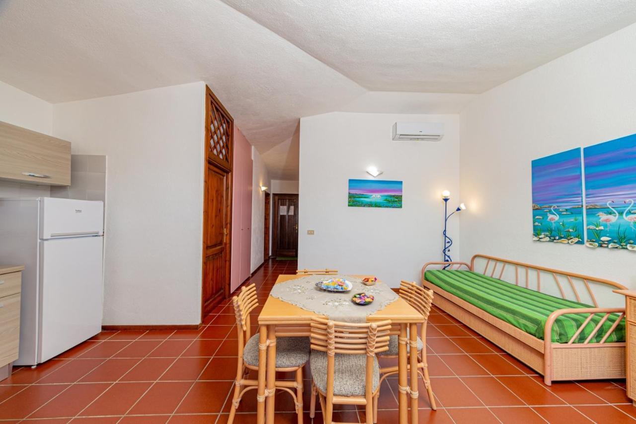 Appartamento Cala Paradiso San Teodoro  Exterior photo